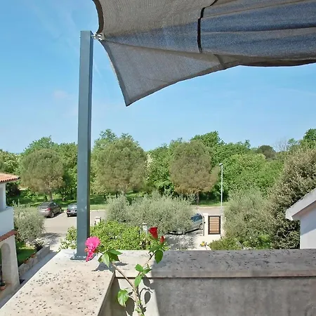 Family Near The Beach, For 4 Persons Apartament