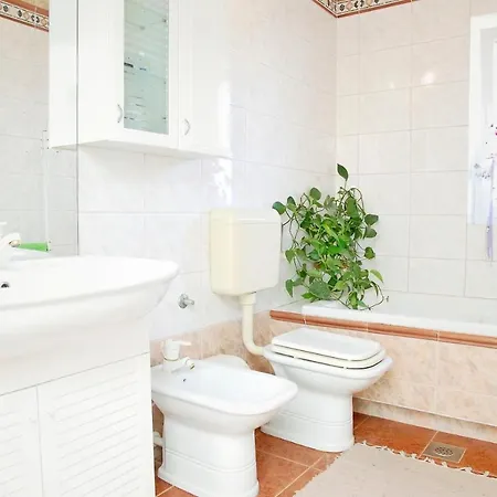 Apartament Family Near The Beach, For 4 Persons *